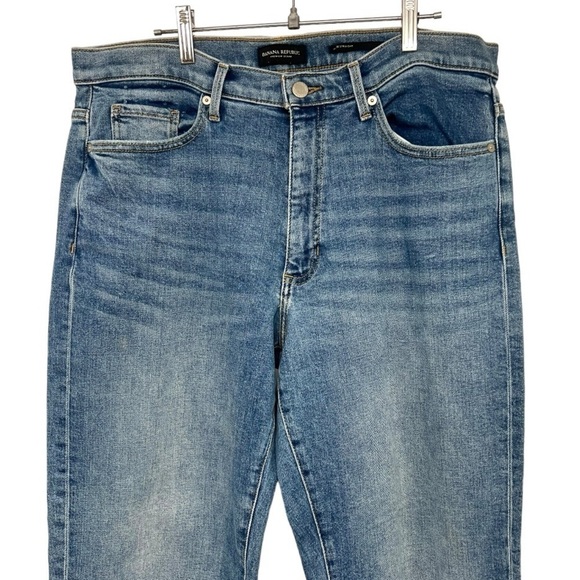 Banana Republic Mid Rise Straight Relaxed Fit Denim Jeans Women’s 31 Long - Picture 3 of 12